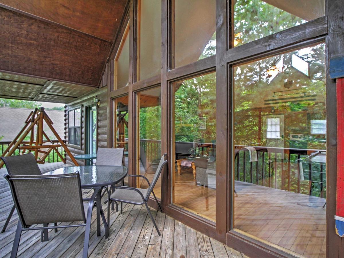 סביירוויל Idyllic Cabin With Hot Tub Less Than 2 Mi To Dollywood! מראה חיצוני תמונה