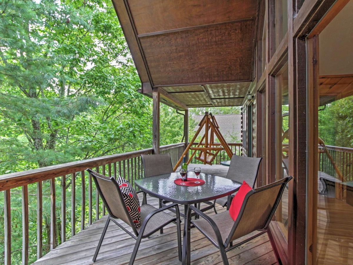 סביירוויל Idyllic Cabin With Hot Tub Less Than 2 Mi To Dollywood! מראה חיצוני תמונה