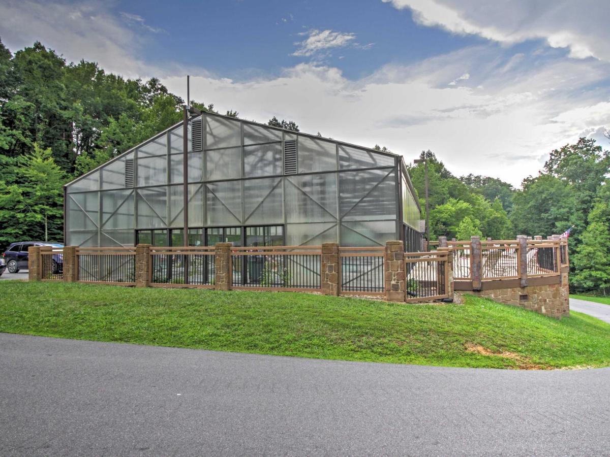 סביירוויל Idyllic Cabin With Hot Tub Less Than 2 Mi To Dollywood! מראה חיצוני תמונה